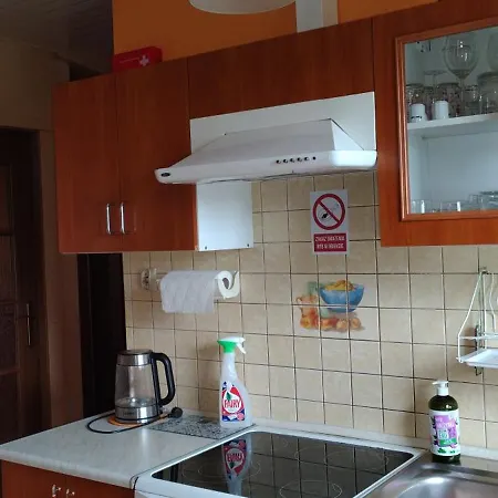 Daire U Gosi Kolo Gdyni *